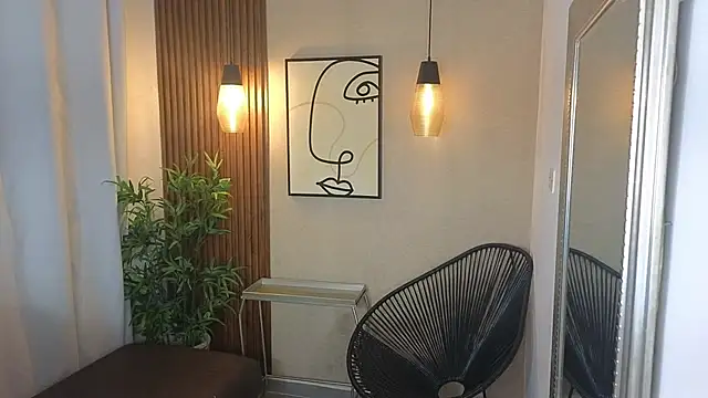 Dalila Sky online show from 10.15.25