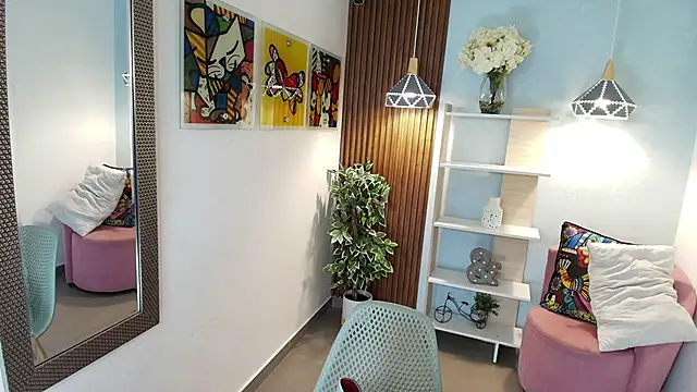 Dalila Sky online show from 11.20.25