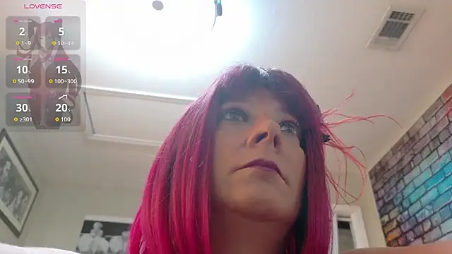 Snapshot of Luna1984 chatting on 10.31.25 Luna1984 online show from 10.31.25