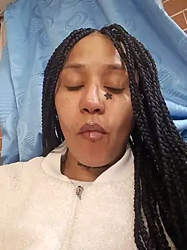 devi black13  online show from 02.15.26