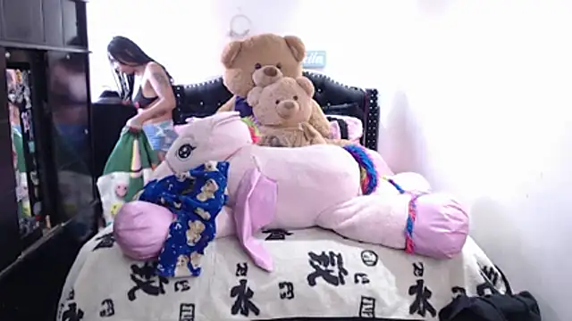 devi black13  online show from 04.08.26