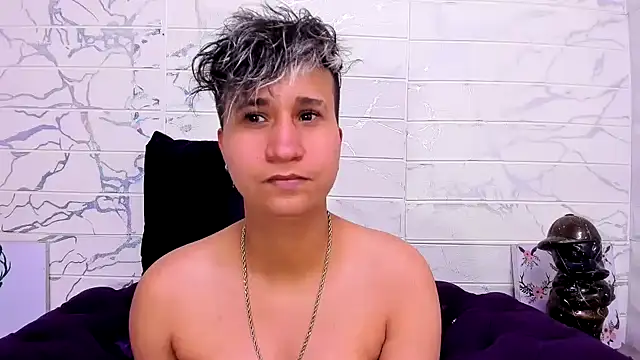 Im Milan Rs online show from 02.15.25