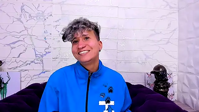 Im Milan Rs online show from 02.15.25