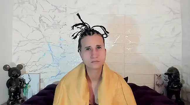 Im Milan Rs online show from 02.27.25