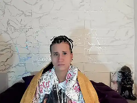 Im Milan Rs online show from 02.28.25