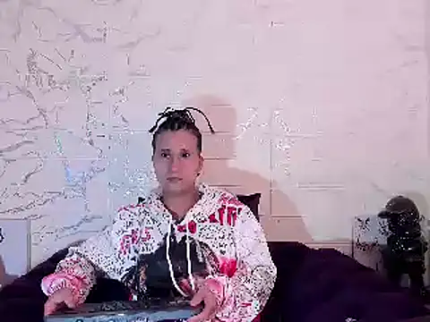 Im Milan Rs online show from 02.28.25