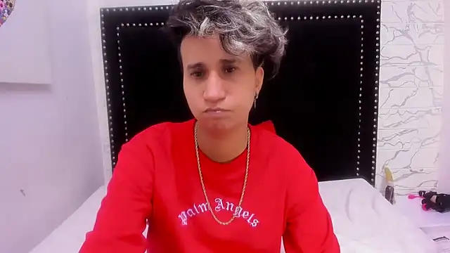 Im Milan Rs online show from 03.12.25