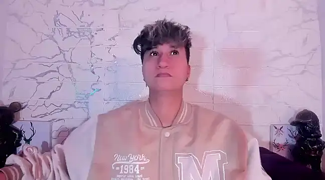 Im Milan Rs online show from 03.18.25