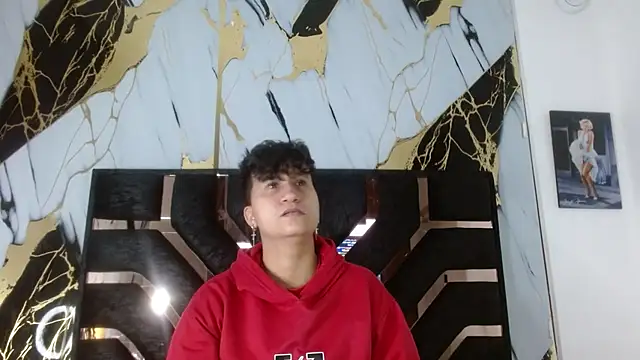 Im Milan Rs online show from 09.16.25