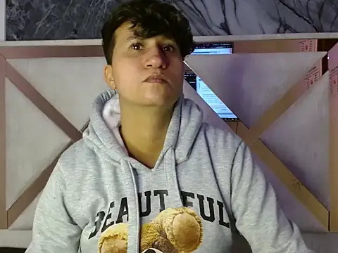 Im Milan Rs online show from 09.18.25