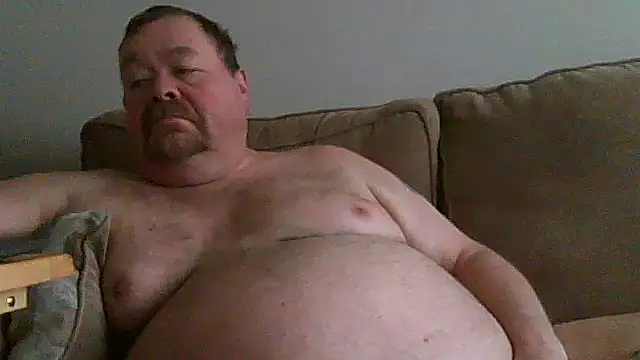 Snapshot of hitman_35 chatting on 04.23.26 hitman 35 online show from 04.23.26