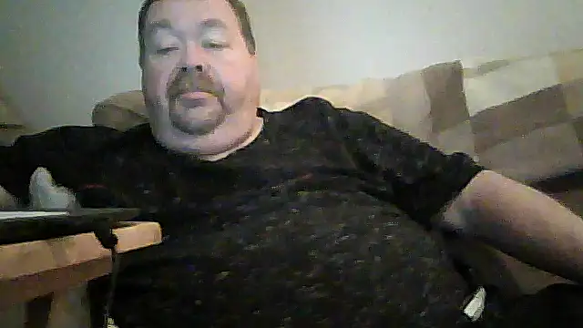 Snapshot of hitman_35 chatting on 05.11.26 hitman 35 online show from 05.11.26