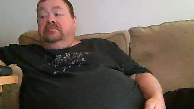 Snapshot of hitman_35 chatting on 05.15.26 hitman 35 online show from 05.15.26