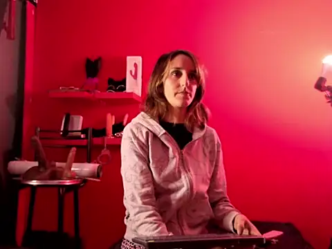 Ambar Roux  online show from 12.18.25