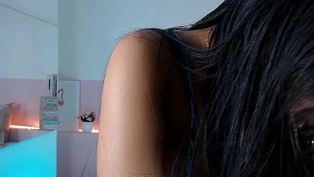 Snapshot of violeta_leon chatting on 02.19.25 violeta leon online show from 02.19.25