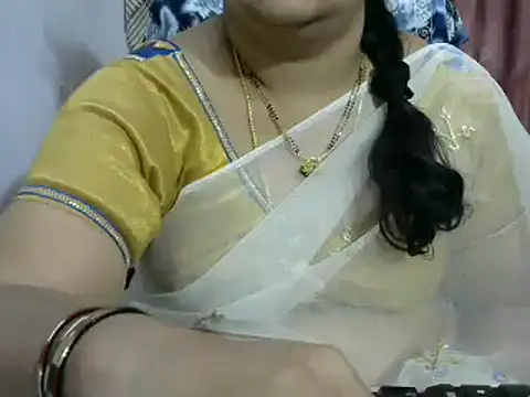 Snapshot of Naughty_Nityaa chatting on 01.19.25 Naughty Nityaa online show from 01.19.25