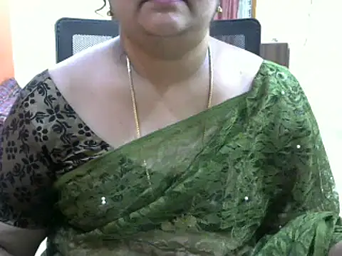 Snapshot of Naughty_Nityaa chatting on 02.13.25 Naughty Nityaa online show from 02.13.25