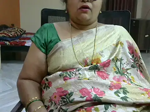 Snapshot of Naughty_Nityaa chatting on 02.22.25 Naughty Nityaa online show from 02.22.25