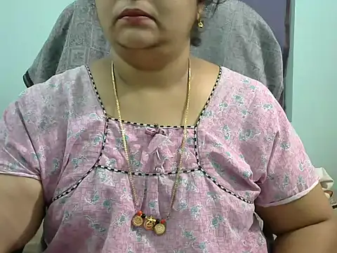 Snapshot of Naughty_Nityaa chatting on 03.05.25 Naughty Nityaa online show from 03.05.25