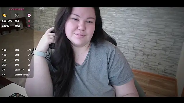 Snapshot of NicaMeow chatting on 02.06.25 NicaMeow online show from 02.06.25