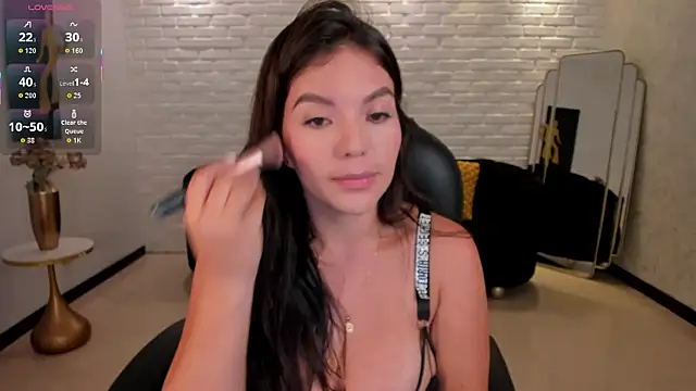 ValeriaRoldanX online show from 10.23.25