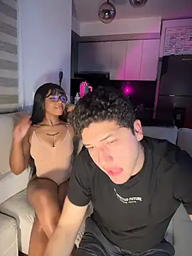 tiana nave online show from 04.14.26