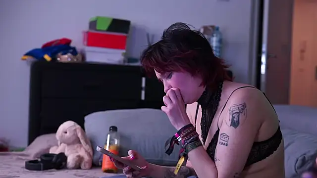 MacTroy online show from 12.28.24