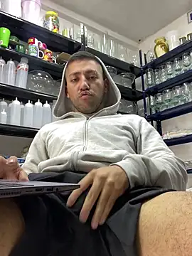 JuanZapata33 online show from 02.05.25