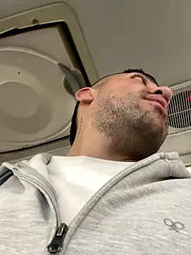 JuanZapata33 online show from 09.08.25