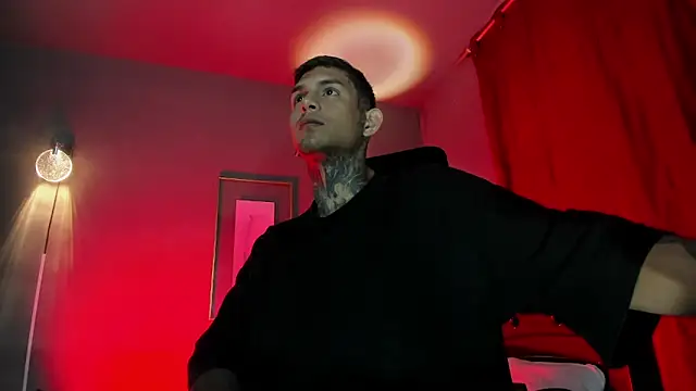 Travistanner 28 online show from 03.19.26