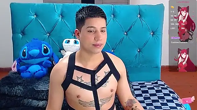 Snapshot of Randy_horny chatting on 10.09.25 Randy horny online show from 10.09.25