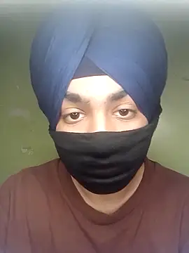 Snapshot of weeif chatting on 10.24.25 weeif online show from 10.24.25