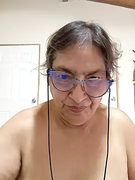 florecita69 online show from 10.27.25