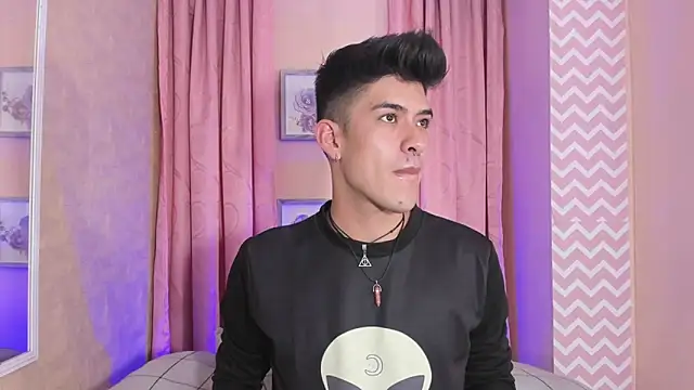 Ryan Clark  online show from 01.07.25