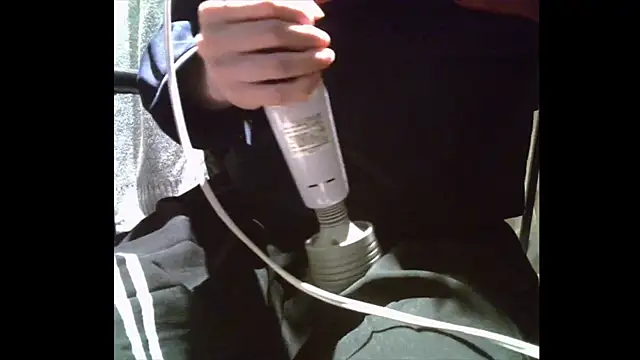 Snapshot of numunikutaso chatting on 12.20.24 numunikutaso online show from 12.20.24