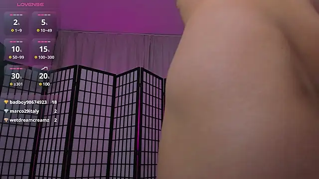 Snapshot of SinCityLiz chatting on 01.14.25 SinCityLiz online show from 01.14.25