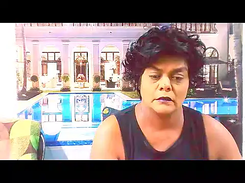 Snapshot of indianCherryPie chatting on 03.05.25 indianCherryPie online show from 03.05.25