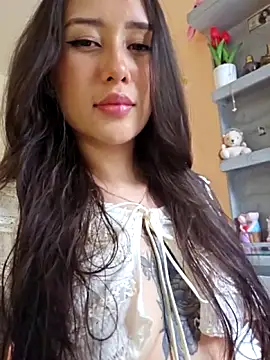 Snapshot of Selena_blake chatting on 05.19.26 Selena blake online show from 05.19.26