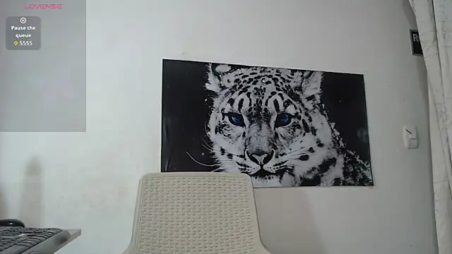 Snapshot of anita_s3x chatting on 10.02.25 anita s3x online show from 10.02.25