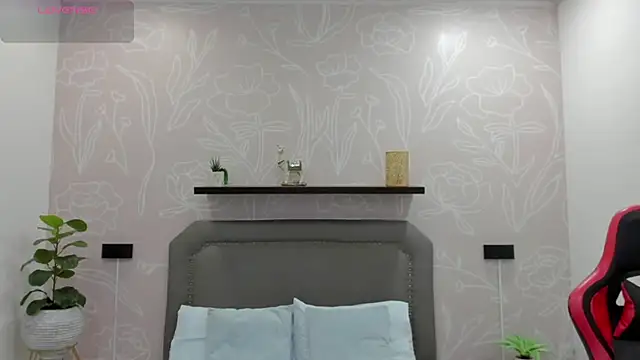 angelica dymond online show from 02.20.25