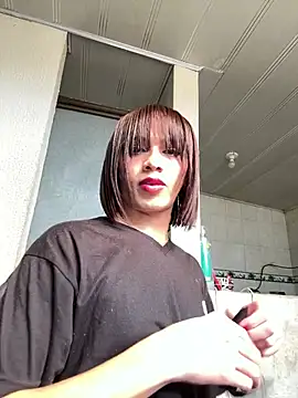 Snapshot of giuliana_andrade chatting on 12.20.24 giuliana andrade online show from 12.20.24