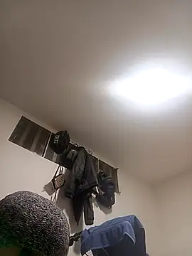 Snapshot of giuliana_andrade chatting on 02.22.25 giuliana andrade online show from 02.22.25