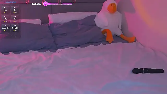 Snapshot of AshleySimple chatting on 10.10.25 AshleySimple online show from 10.10.25