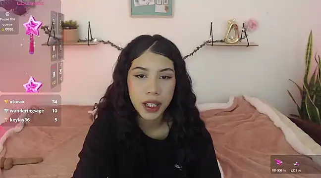 AmberJeong online show from 12.14.24