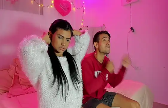 Snapshot of catalina_and_roger chatting on 02.15.25 catalina and roger online show from 02.15.25