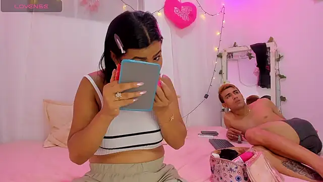 Snapshot of catalina_and_roger chatting on 03.14.25 catalina and roger online show from 03.14.25