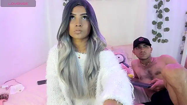 Snapshot of catalina_and_roger chatting on 10.19.25 catalina and roger online show from 10.19.25