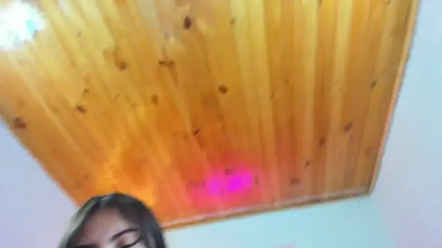 Roxanne tay online show from 03.13.25