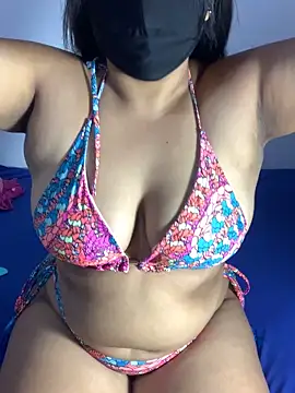 Snapshot of Jeroliee_viyana chatting on 05.21.26 Jeroliee viyana online show from 05.21.26