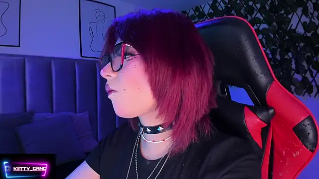 Kitty Gang online show from 10.04.25